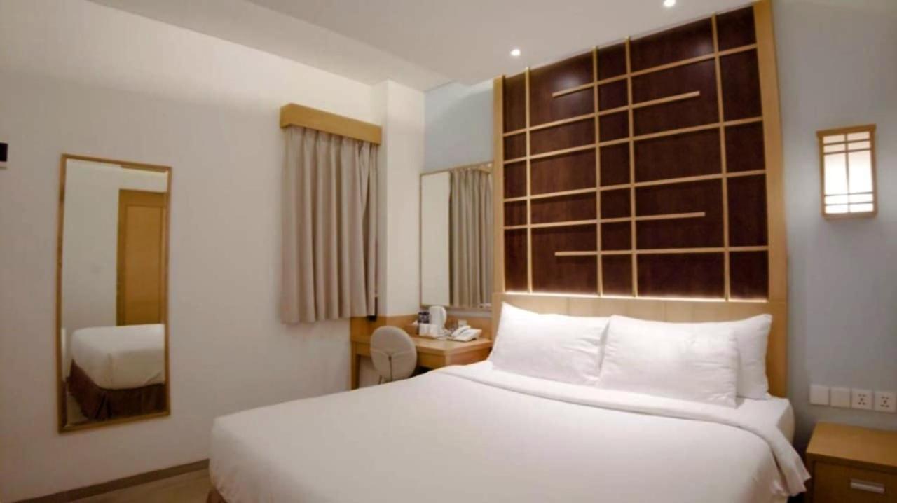 Unuma Hotel Jakarta Exterior photo